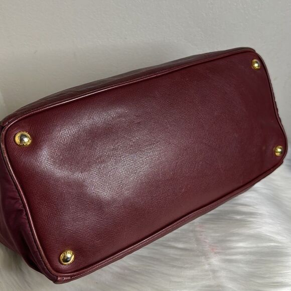 💯Authentic Prada Two-Way Handbag🍀 - Picture 8 of 17